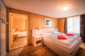 Quad Room5