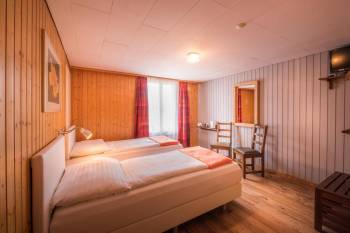 Twin Room2