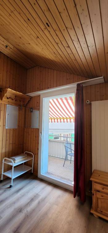 Twin Room with Balcony2