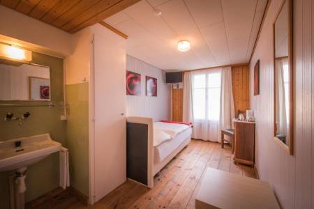 Hotel Tell and Apartments26