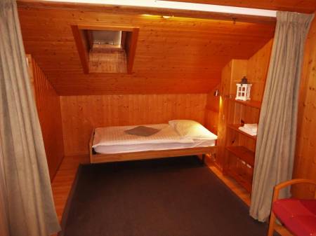 Hotel Tell and Apartments31